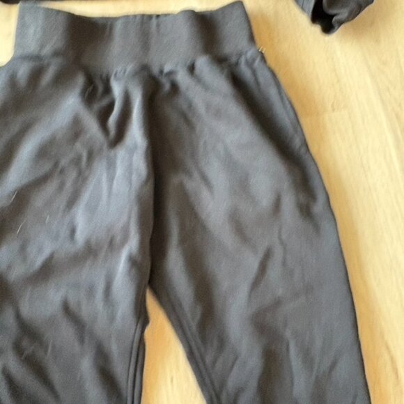 SUPESU Cubby Zip Up Hoodie Sweatpants Set Cropped & Reversible FUZZY HOOD Black - Picture 3 of 7